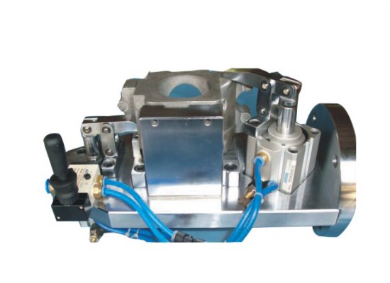 轧纹头换向工装